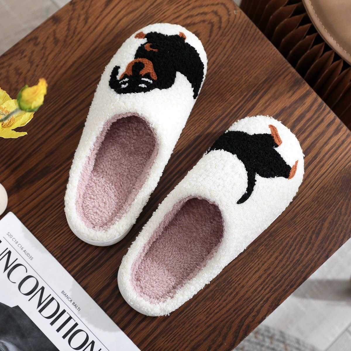 ACCITY - POPULAR DACHSHUND EMBROIDERED COTTON SLIPPERS_CWSHS0769